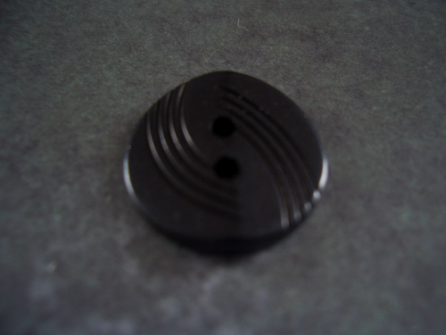 echt Steinnuss Farbe schwarz Grösse 15 mm